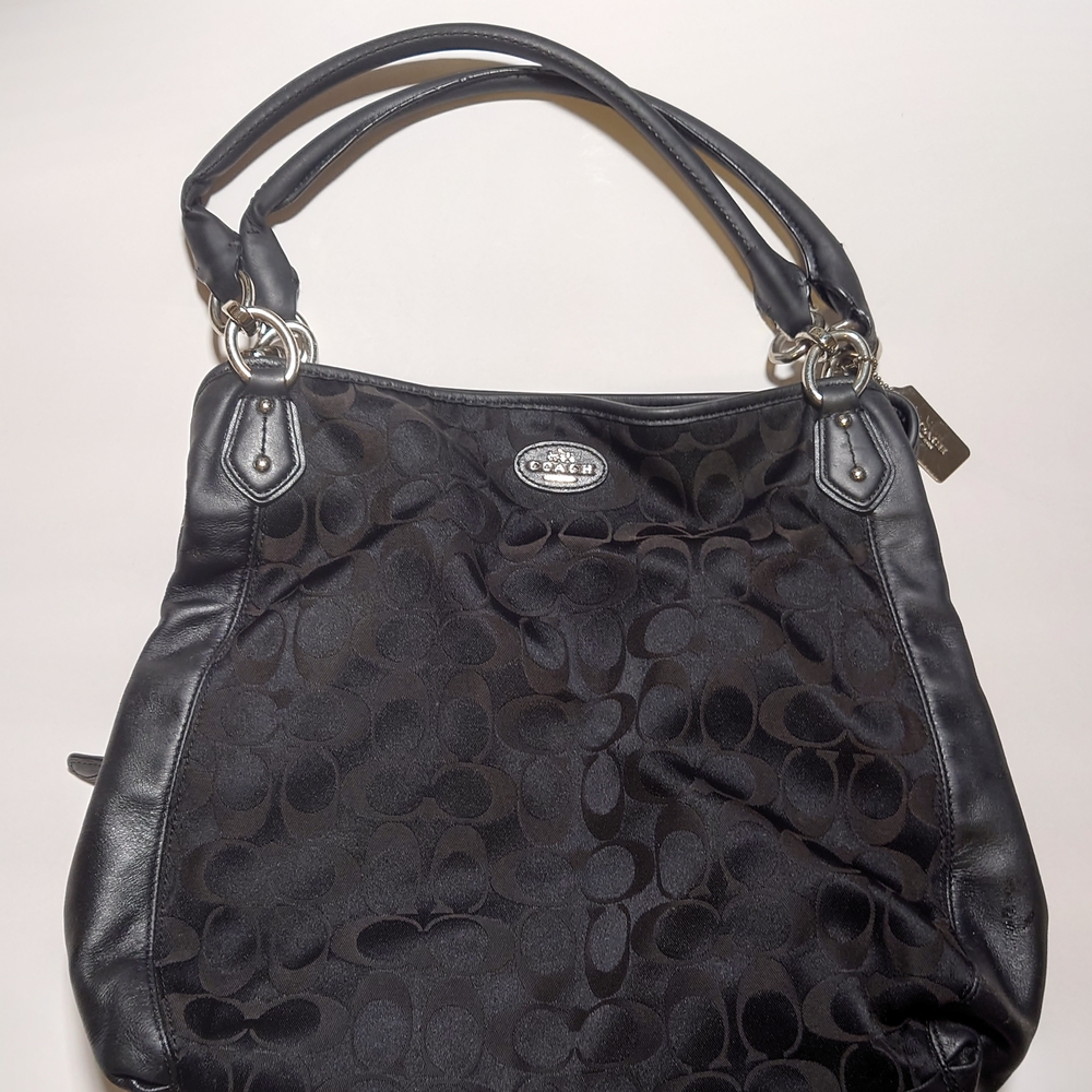 Coach Colette Black Signature C Logo Hobo Shoulder Bag Leather Trim